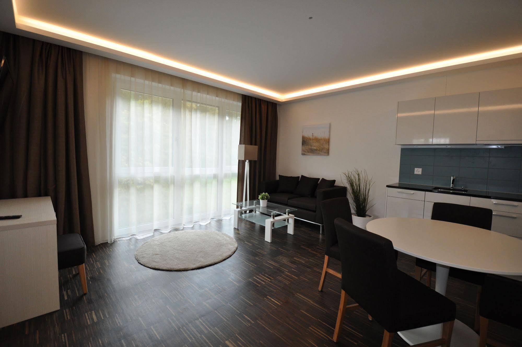 Swiss Star Illnau Apartment ภายนอก รูปภาพ